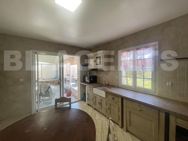 Beau Plain-pied sur un beau terrain de 937m² dans la commune de Pommeuse !