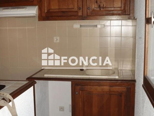 Location Appartement 3 pièces 54.18 m² - 10 -12 RUE PAUL FOUSSAT Uzes 30700