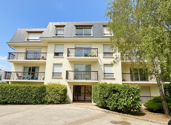Vente
                Appartement70 m² - 2 Pièces -
                    THIAIS (94320)