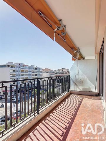 Location appartement 3 pièces 69,48 m² Le Cannet