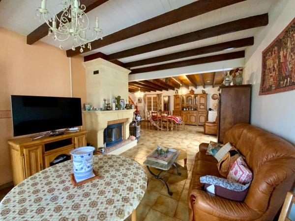 Maison Saint Bonnet Sur Gironde 5 pièce(s)