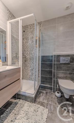 Appartement T5 à vendre  5 pièces - 87,05 m2 ST PAUL EN CHABLAIS - 74