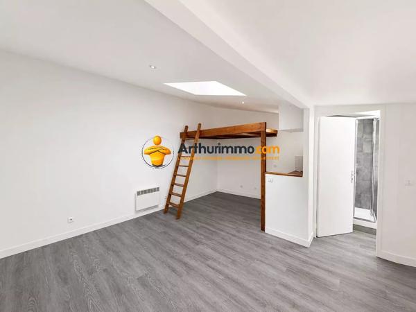 Location                                                      Studio
                        
                     1 pièces                      23 m2                     à Coulommiers