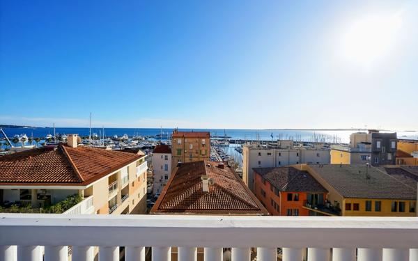 Appartement à vendre    4 pièces • 93,24 m2 Golfe Juan - Vallauris