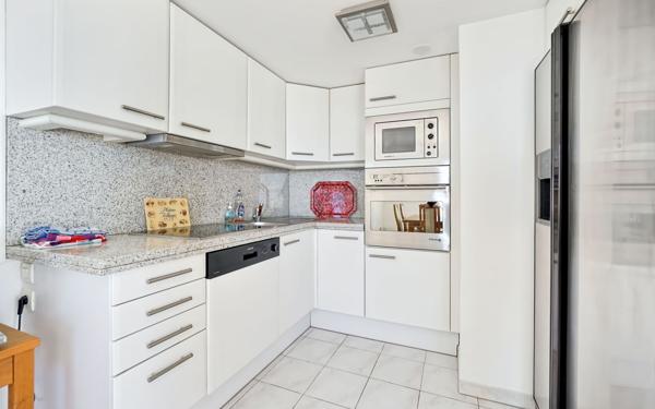 Appartement à vendre    4 pièces • 93,24 m2 Golfe Juan - Vallauris