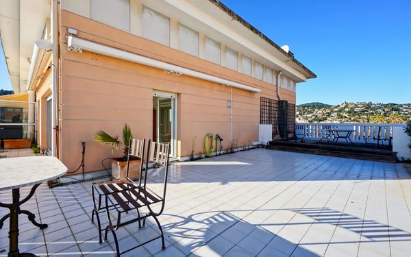 Appartement à vendre    4 pièces • 93,24 m2 Golfe Juan - Vallauris