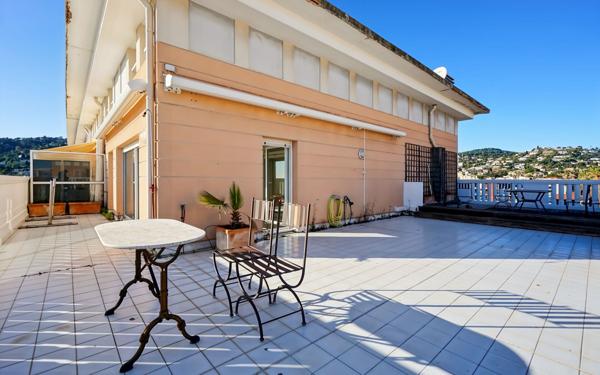 Appartement à vendre    4 pièces • 93,24 m2 Golfe Juan - Vallauris