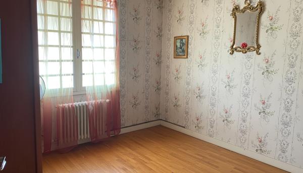 À VENDRE MAISON DE144 m2 NIORT QUARTIER SOUCHÉ  À RÉNOVER, 4 CHAMBRES