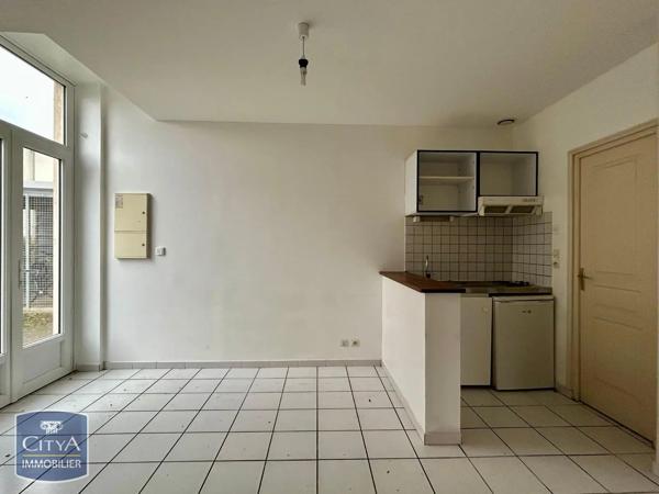 Appartement à louer 3 pièces 38.45m² Poitiers (86000)