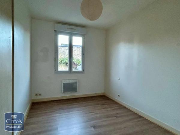 Appartement à louer 3 pièces 38.45m² Poitiers (86000)