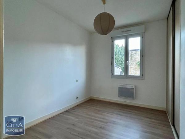 Appartement à louer 3 pièces 38.45m² Poitiers (86000)