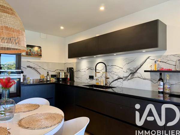 Appartement à vendre 4 pièces 87 m² Fréjus