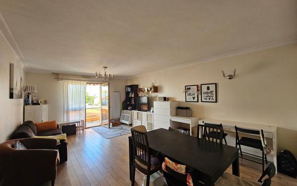 Appartement à vendre    3 pièces • 71,07 m2 Neuilly-Plaisance