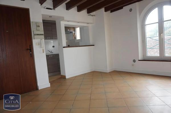 Appartement à louer 2 pièces 38.44m² Nogent-le-Roi (28210)