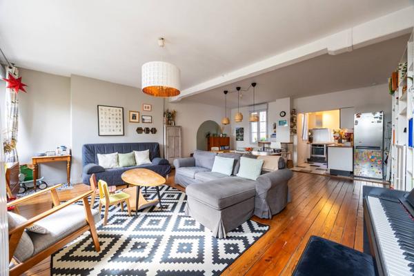 Appartement Hyper centre Bordeaux, 2 chambres, terrasse