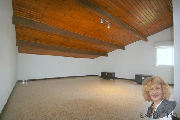 APPARTEMENT 50 m² ATYPIQUE– CHARME & VOLUMES SOUS LES TOITS