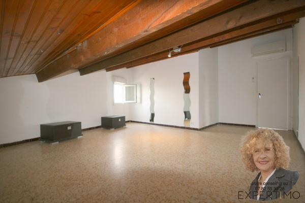 APPARTEMENT 50 m² ATYPIQUE– CHARME & VOLUMES SOUS LES TOITS