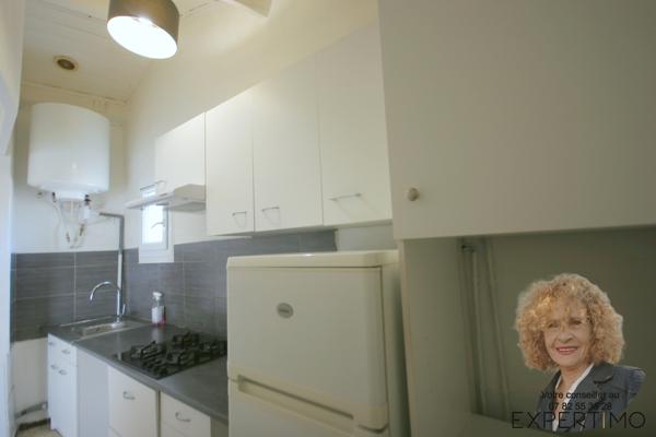 APPARTEMENT 50 m² ATYPIQUE– CHARME & VOLUMES SOUS LES TOITS