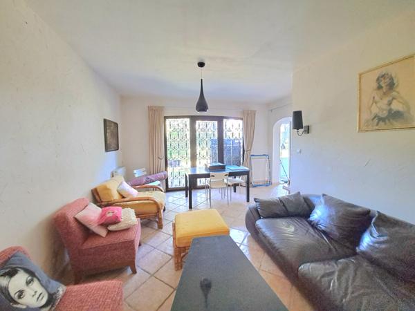 Villa Saint Raphael 5 pieces 165 m2 secteur VALESCURE au calme absolu