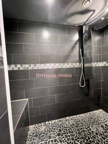 Maison à vendre 12 pièces de 280 m²