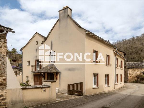 À vendre Maison 5 pièces 140 m² - Calmont 12450