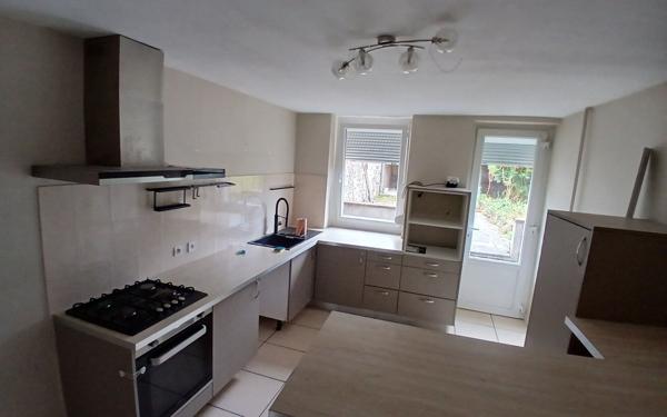 Maison à vendre    5 pièces •  Bertrichamps