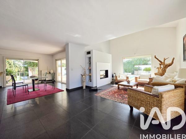 Maison à vendre 6 pièces 206 m² Cabestany