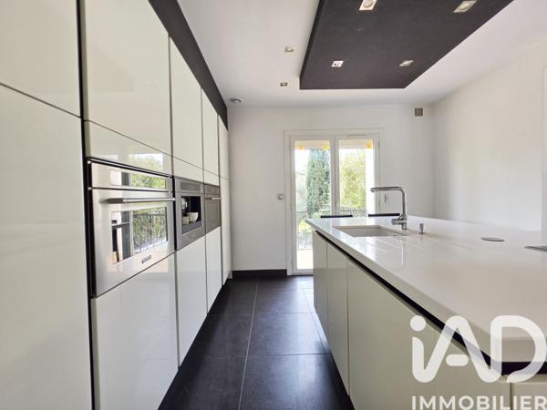 Maison à vendre 6 pièces 206 m² Cabestany