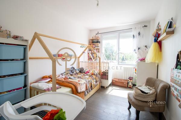 Appartement T3/4 au Calme Proche Ecole