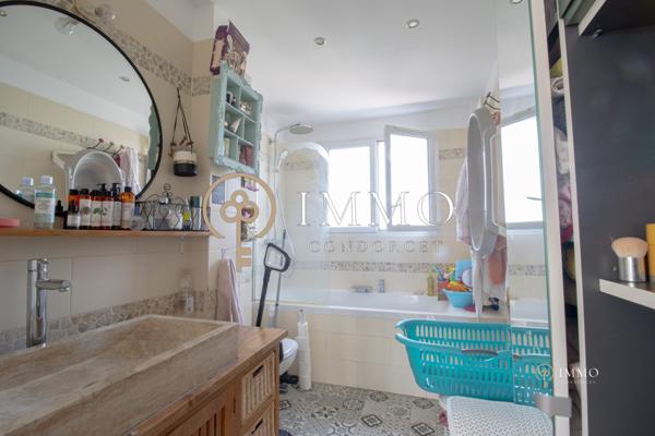 Appartement T3/4 au Calme Proche Ecole