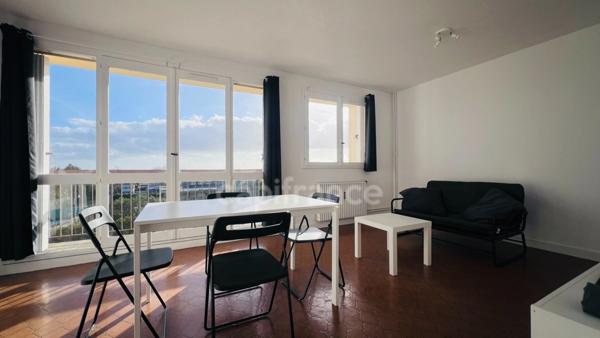 QUIMPER (29) Appartement meublé à vendre T2 de 51,13 m² - Balcon - Cave.