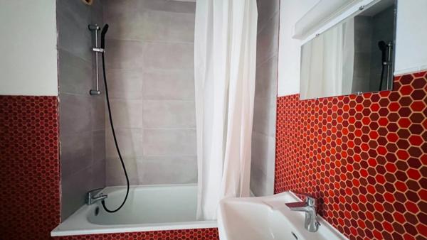 QUIMPER (29) Appartement meublé à vendre T2 de 51,13 m² - Balcon - Cave.