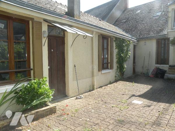 Maison de ville à MARBOUE a rafraichir