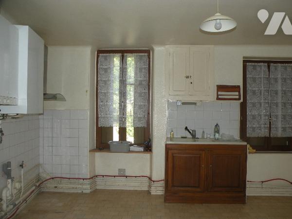 Maison de ville à MARBOUE a rafraichir