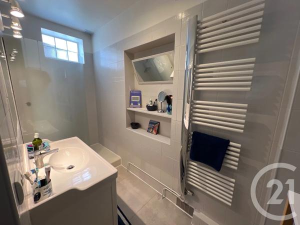 Maison à vendre  7 pièces - 145 m 2   MAULE  - 78