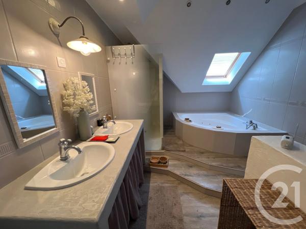 Maison à vendre  7 pièces - 145 m 2   MAULE  - 78