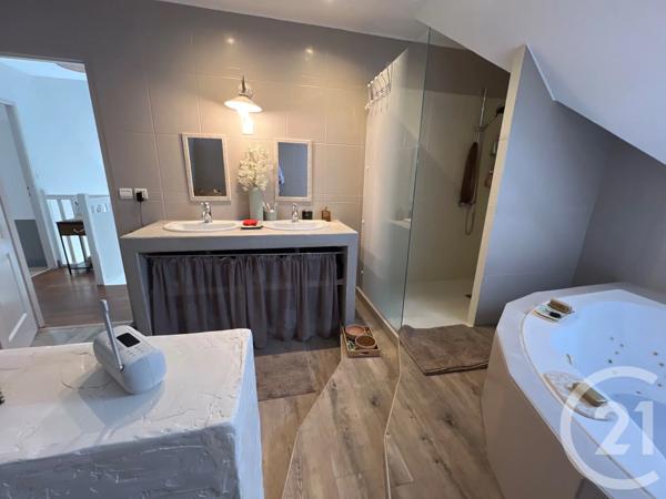 Maison à vendre  7 pièces - 145 m 2   MAULE  - 78