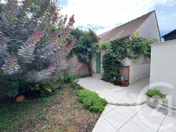 Maison à vendre  7 pièces - 145 m 2   MAULE  - 78