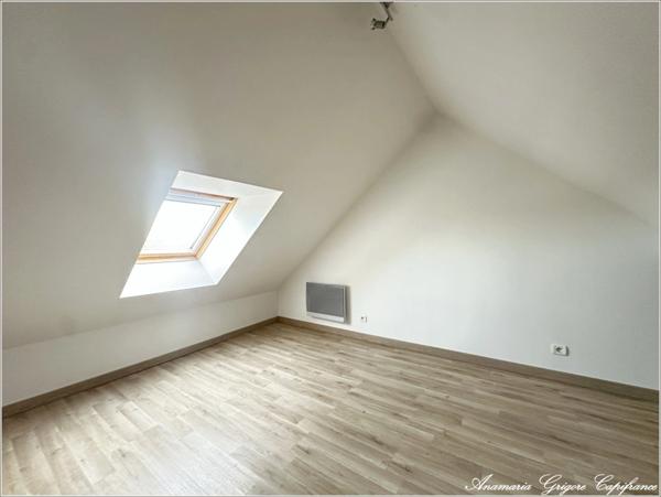 Maison à louer 4 pièces LE THIEULIN (28) 100 m², 3 chambres, grand sejour, cuisine aménagé et equipée