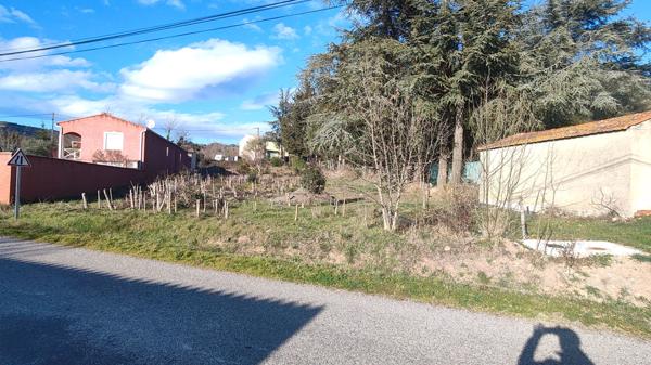 Terrain constructible à vendre 1316 m2 proche Carcassonne
