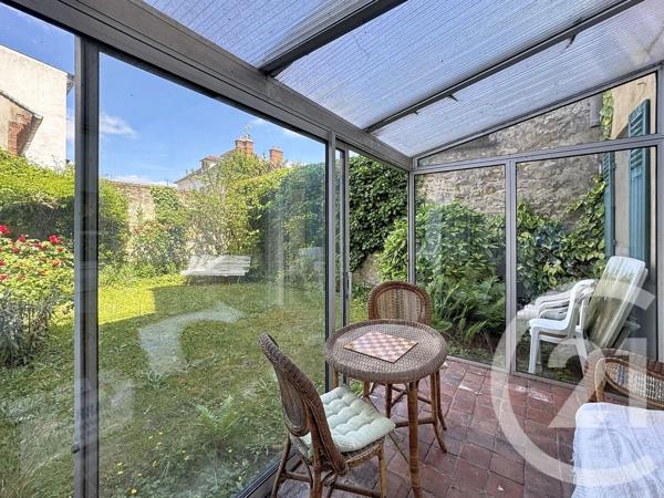 Appartement 3 Pièces à vendre  3 pièces - 69,50 m 2   FONTAINEBLEAU  - 77