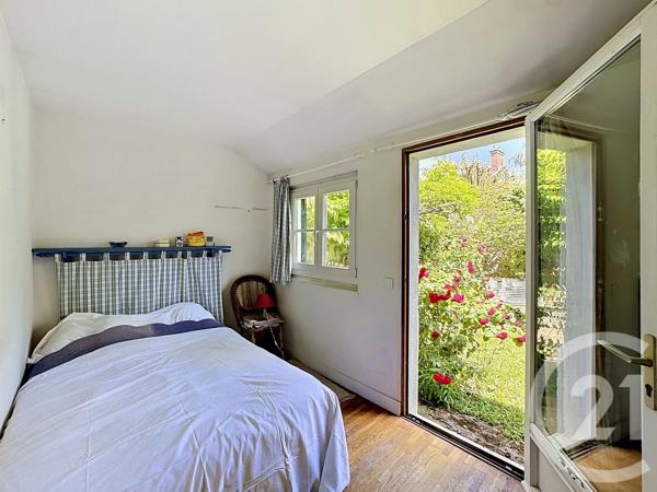 Appartement 3 Pièces à vendre  3 pièces - 69,50 m 2   FONTAINEBLEAU  - 77