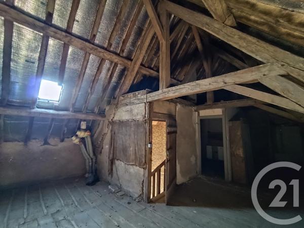 Maison à vendre  8 pièces - 155 m 2   CHATEAUMEILLANT  - 18