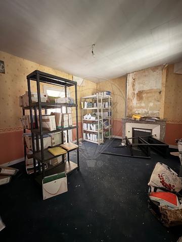 Immeuble à vendre - Saintes, Charente-Maritime - 17