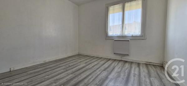 Maison à vendre  5 pièces - 91 m 2   CHATEAUDUN  - 28