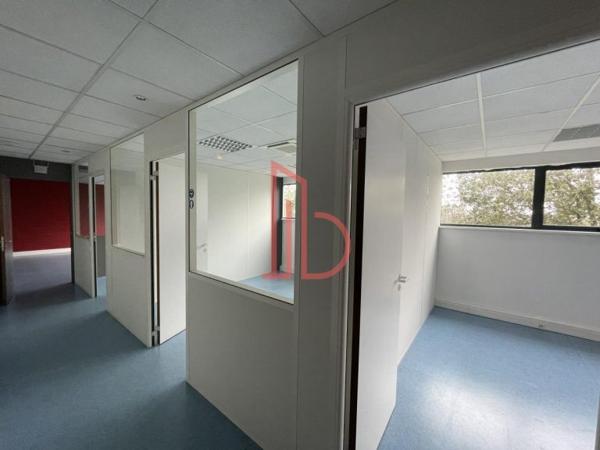 Bureau de 338 m² à louer à Bordeaux Sud-Ouest