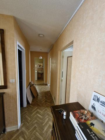 APPARTEMENT T3 RESIDENTIEL avec Balcon - CAVE et PARKING