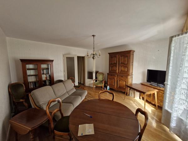 APPARTEMENT T3 RESIDENTIEL avec Balcon - CAVE et PARKING