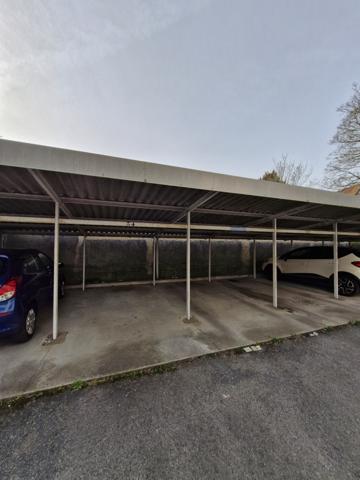 APPARTEMENT T3 RESIDENTIEL avec Balcon - CAVE et PARKING