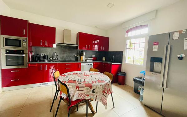 Maison à vendre    6 pièces •  Dax